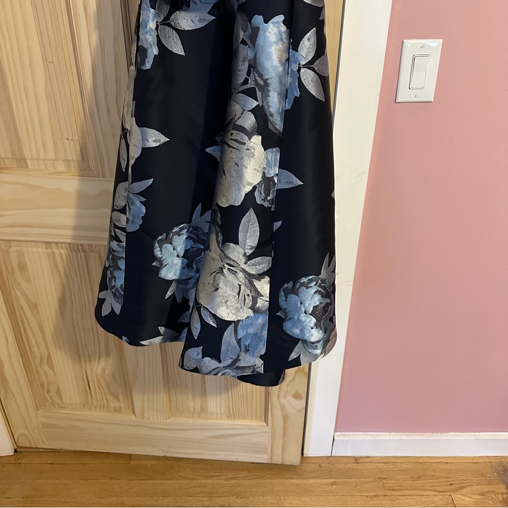 Eliza J Brocade dress with pockets and belt 
Hi - low 
Worn 1 time